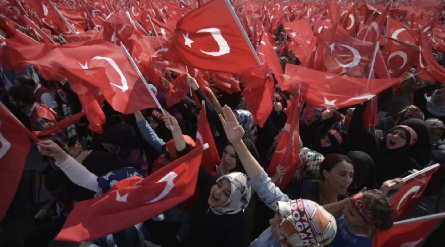 Nationalism, Islam and Democracy in Turkey Umut Ozkirimli / IEMED