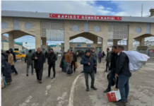 Pour les Iraniens, « venir en Turquie, même pour quelques heures, c’est sortir d’un trou noir »/Nicolas Boursier/LE MONDE