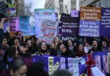 In Istanbul, despite ban, thousands march for Women’s Day/THE GUAM DAILY POST