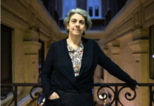 Les vies en vrac des intellectuels turcs mises en lumière dans les salles obscures/Céline Pierre-Magnani/LE MONDE